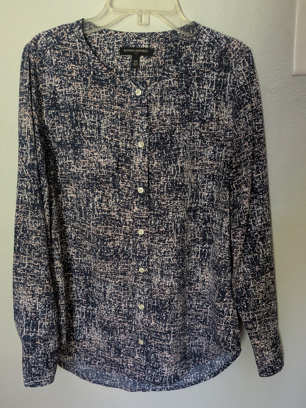 Banana Republic Navy and White Abstract-Print Button-Down Shirt